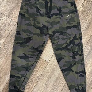 Nike Women’s Camouflage Joggers - Olive and Black size Medium